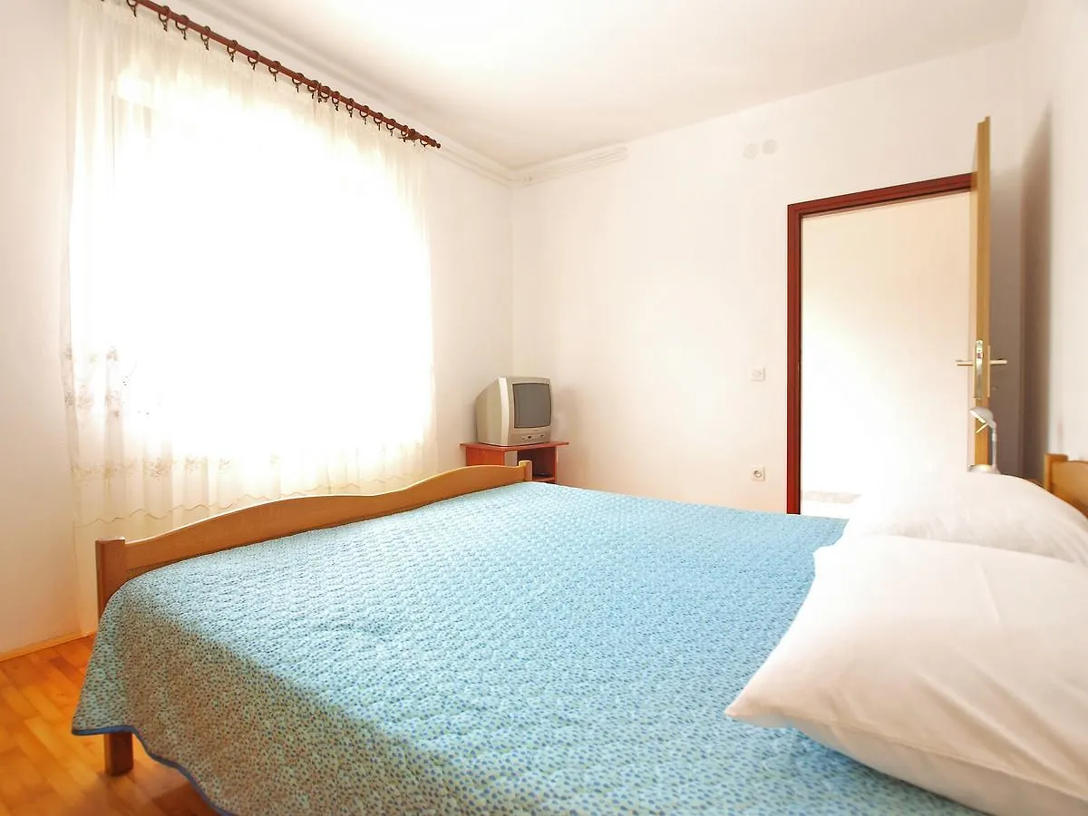Apartments Silvano 1563 Pula Croatia