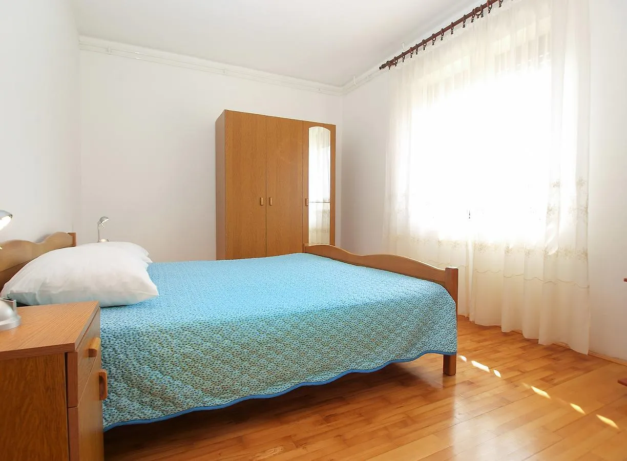 Apartments Silvano 1563 Pula Croatia